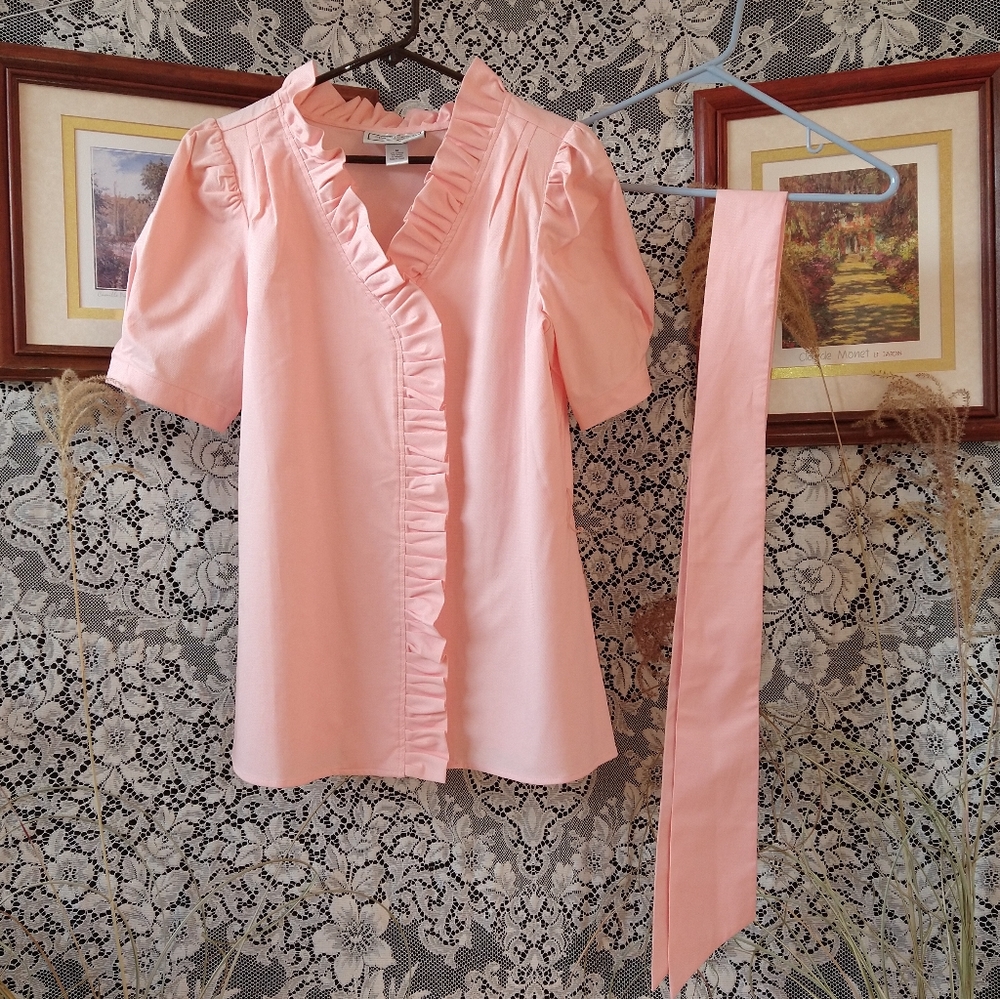 George Simonton pink peach short sleeve top with ruffle belt sash snap closure